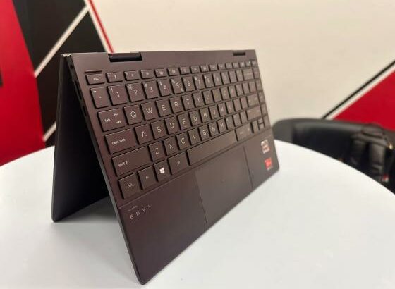 HP Envy 2in1 X360 AMD Ryzen 7 4700U 14” Touch 8GB RAM 512GB SSD