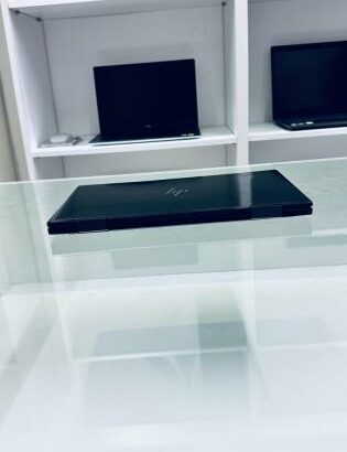 HP Envy AMD Ryzen 5 5600U 13” Touch 8GB RAM 512GB SSD Gráfica AMD 512MB