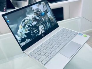 HP Envy i5 8th 13” 8GB RAM 256GB SSD Nvidia GeForce 2GB