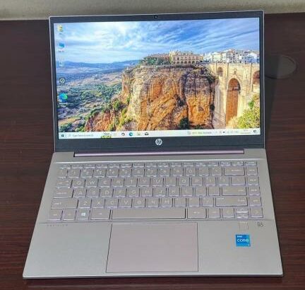 HP Pavilion 14 i3 11th 8GB RAM 256GB SSD