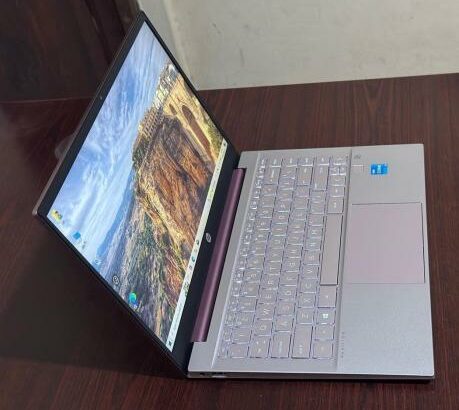 HP Pavilion 14 i3 11th 8GB RAM 256GB SSD