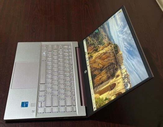 HP Pavilion 14 i3 11th 8GB RAM 256GB SSD