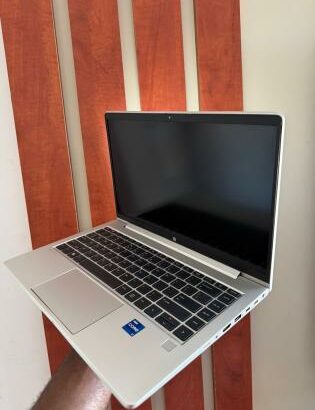 HP Probook 440 G10 14” i7 13th 16GB RAM 512GB SSD