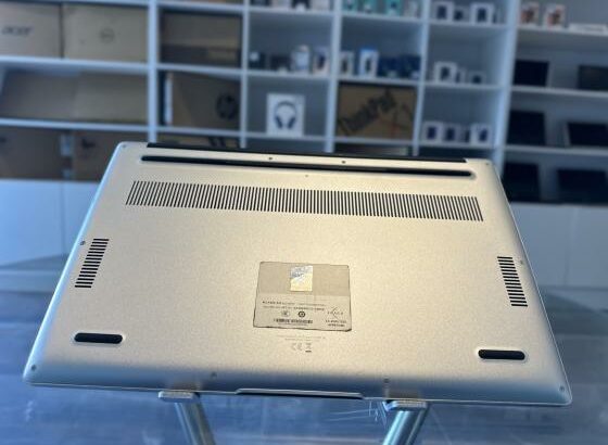 Huawei MateBook D15 Intel Core i3-1115G4 11 Th gen executivo ,3.00GHZ (4CPUs), 8 GB DDR4 SDRAM , 256 GB SSD NVMe, 15.6 Display FHD , intel UHD Graphic