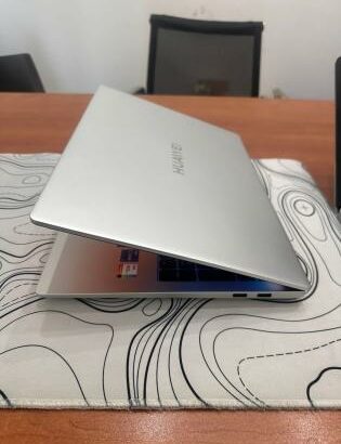 Huawei RLE-X i7 12th 16GB RAM 512GB SSD