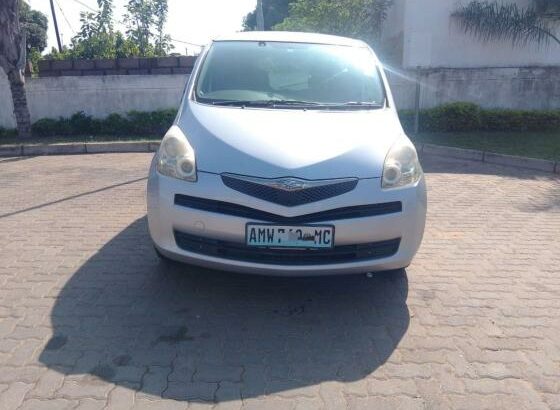 TOYOTA RACTIS 2009 CLEAN