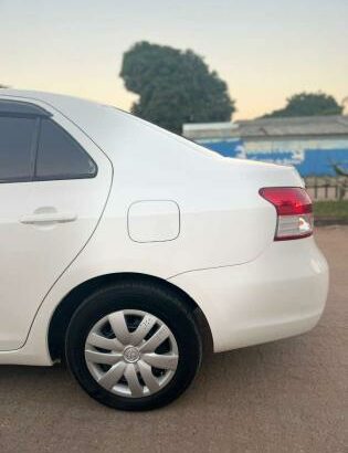 TOYOTA BELTA 1.3cc CLEAN