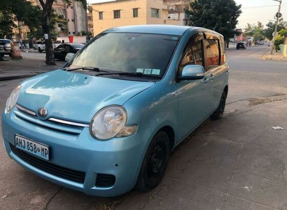 TOYOTA SIENTA CLEAN