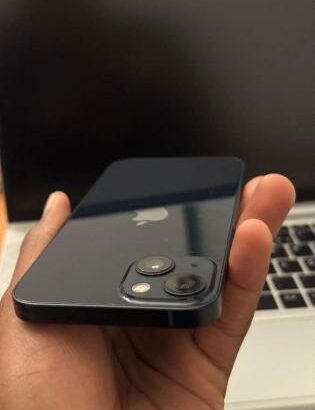 iPhone 13 128gb midnight muito bem conservado 89%