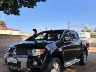 MITSUBISHI TRITON CLEAN