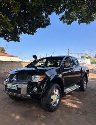 MITSUBISHI TRITON CLEAN