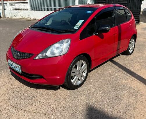 HONDA FIT JAZZ 1.3 – SUPER ECONÔMICO