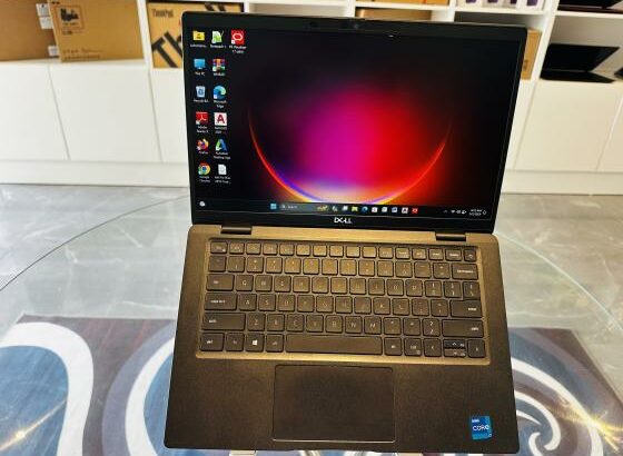 Lap Super Limpo Dell Latitude 7320 UltraBook Machine Touchscreen  Display  Intel Core i7-1185G7 vPro Win 11 Pro,16 GB DDR4 SDRAM 256 GB SSD NVMe 13″ I
