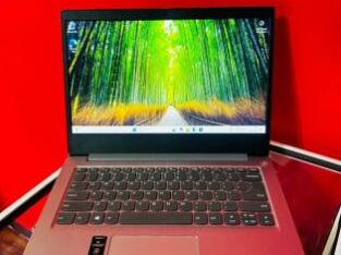 Lenovo Ideapad 3 i3 11th 8GB RAM 256GB SSD