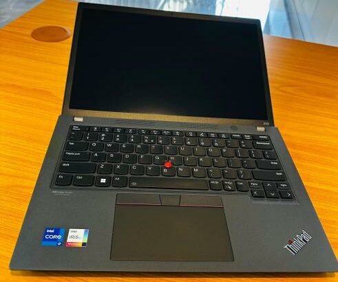 Lenovo Thinkpad X13 Gen 3 i7 12th 13.3” 16GB RAM 512GB SSD Entra Cartão