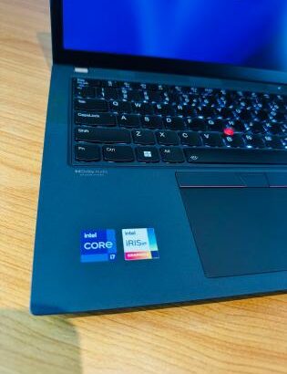Lenovo Thinkpad X13 Gen 3 i7 12th 13.3” 16GB RAM 512GB SSD Entra Cartão