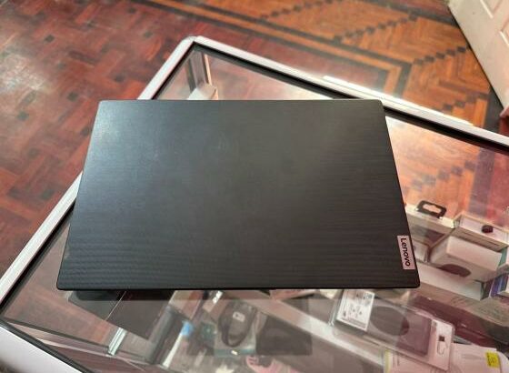 Lenovo V14 G2 ITL i5 11th 8GB RAM 256GB SSD