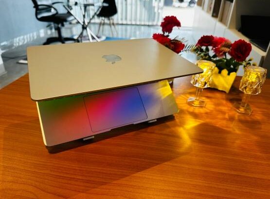 MacBook Air 2022 M2 13.6” 8GB 256GB SSD