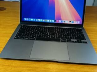 SEMI-NOVO MacBook Air 2019  Retina Display 13-Inch  1.6GHZ Intel core I5  8GB 2133MHZ 128  GB SSD  intel UHD Graphis 617 1536MB  Preço :43.500.00MT
