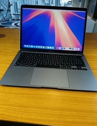 SEMI-NOVO MacBook Air 2019  Retina Display 13-Inch  1.6GHZ Intel core I5  8GB 2133MHZ 128  GB SSD  intel UHD Graphis 617 1536MB  Preço :43.500.00MT