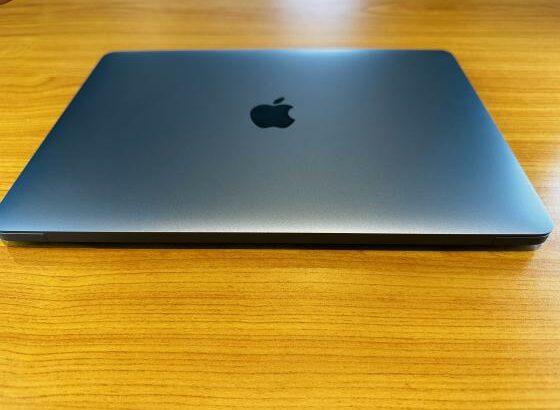 SEMI-NOVO MacBook Air 2019  Retina Display 13-Inch  1.6GHZ Intel core I5  8GB 2133MHZ 128  GB SSD  intel UHD Graphis 617 1536MB  Preço :43.500.00MT