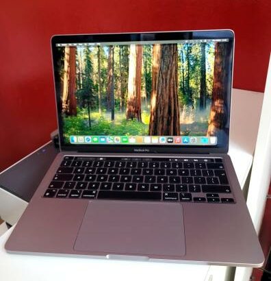 MacBook Pro 2020 M1 TouchBar 512GB SSD 8GB RAM