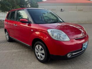 Mazda Verisa 1.5 Recém Chegado