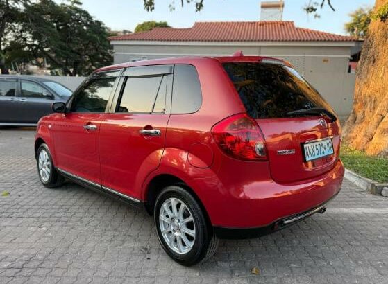 Mazda Verisa 2010 1.5 Recem chegado