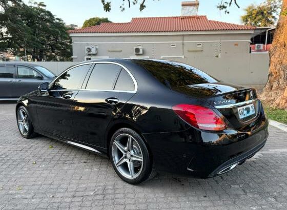 Mercedes Benz AMG Package C220D 2016 2.2 Diesel Recém Importado