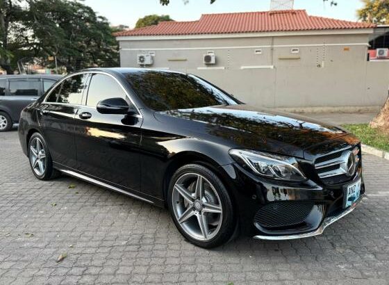 Mercedes Benz AMG Package C220D 2016 2.2 Diesel Recém Importado