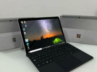 Microsoft Surface go 2 M3 8th 256GB SSD 10.5” Touch