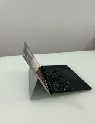 Microsoft Surface go 2 M3 8th 256GB SSD 10.5” Touch