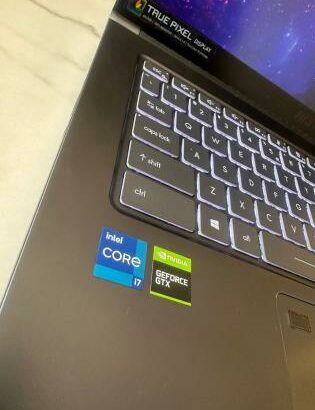 MSI Prestige 15 i7 11th 16GB RAM 1TB SSD Nvidia GeForce GTX 1650 4GB UHD 4K 15.6”