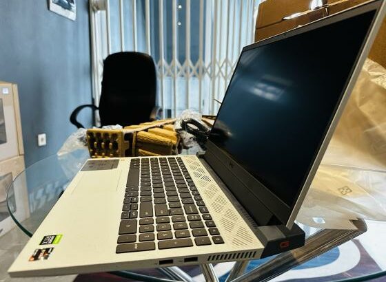 p Top Gamer Novo Nunca Usado  Dell G15 5515 6Cores 4.40GHZ  AMD Ryzen 5 5600H CPU 3.00MHZ 16 GB DDR4 SDRAM , 1TB SSD NVME  15.6 Display 1920×1080 FHD