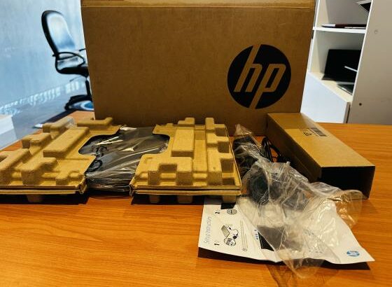 Promoção: Lap Top Novo 12 TH GEN  01 de garantia e assistência   HP 250 15.6 inch G9 Notebook PC  Intel  Celeron N4500 12th Gen  8GB DDR5 SDRAM 256 GB