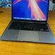 SEMI-NOVO MacBook Air 2019 Em Promoção Entrega Gratuita Maputo/Matola Retina Display 13-Inch  1.6GHZ Intel core I5  8GB 2133MHZ 128  GB SSD  intel UHD