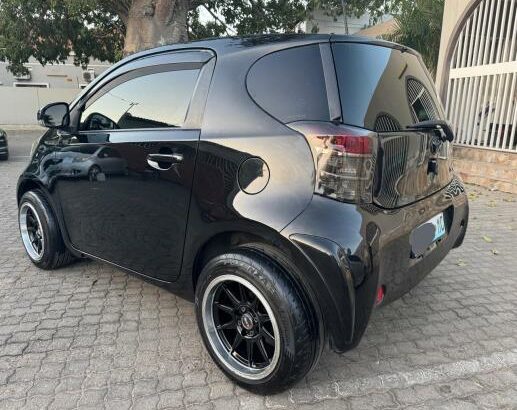 Toyota IQ 2009 1.0