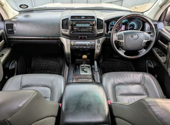 Toyota Landcruiser VX Séries 200 Diesel