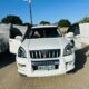 *Toyota Prado*  Ano 2004 Motor 3.4cc Leather seats  AC Full House 5 portas Pneus novos Spotlights  Escadas laterais   *825.000.00 MT*  📍Maputo-Cidade
