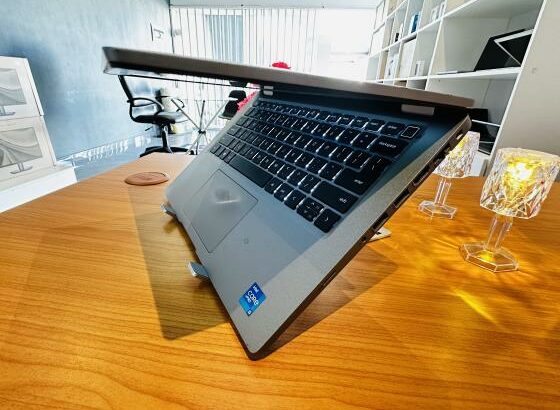 UltraBook Machine Dell Latitude 5420 11Th Generation  Intel core I5-1135U 8  CPUs ,8 GB DDR4 SDRAM,256  GB Storage SSD , 13.3 Polegadas, IntelIris Xe