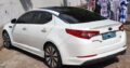 Kia Optima com Duplo Sunroof