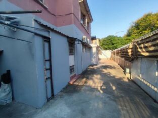 Arrendamento de Moradia T4 no bairro central perto do comando da Cidade
