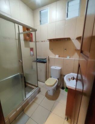 Arrendamento de Moradia T4 no bairro central perto do comando da Cidade