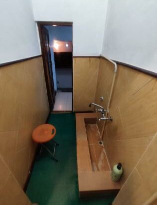 Arrendamento de Moradia T4 no bairro central perto do comando da Cidade