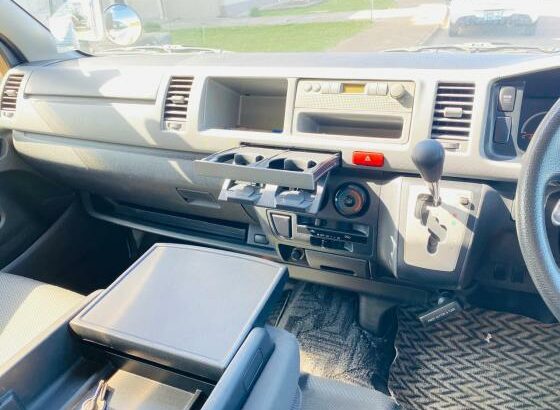 Toyota Quantum 2012 4×4