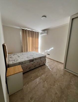vêndese apartamento tp2 na marginal próximo embaixada americana