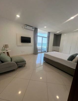 Arrenda-se n Beach front n marginal AP T3 Mobilado