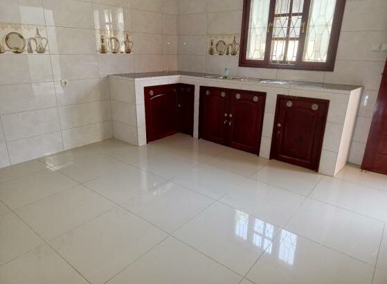 Vende-se está bela Vivenda, Tipo3 no bairro de laulane