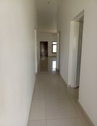 Vende-se está bela Vivenda, Tipo3 no bairro de laulane