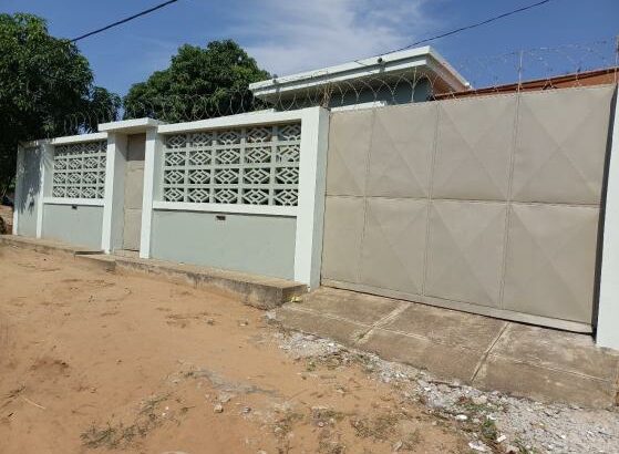 Vende-se está bela Vivenda, Tipo3 no bairro de laulane